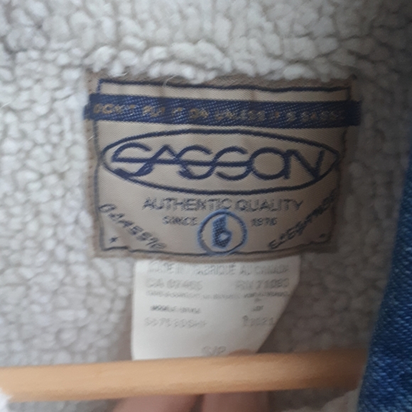 Jean jacket with fleece - Picture 2 of 5